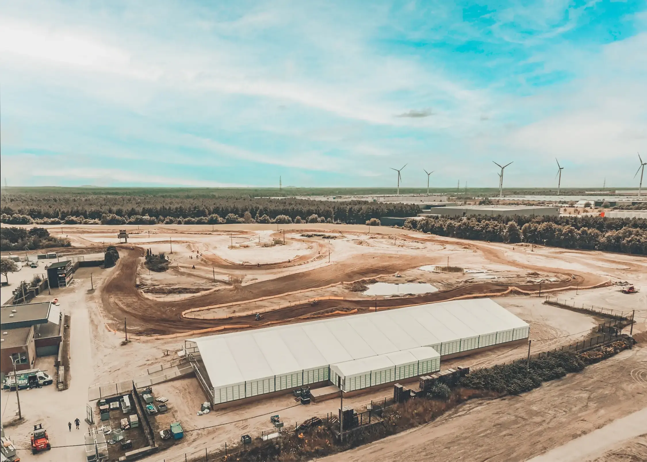 Do you have an event coming up? Let us know what you need. We will provide the perfect tent setup and make your party or event a success.