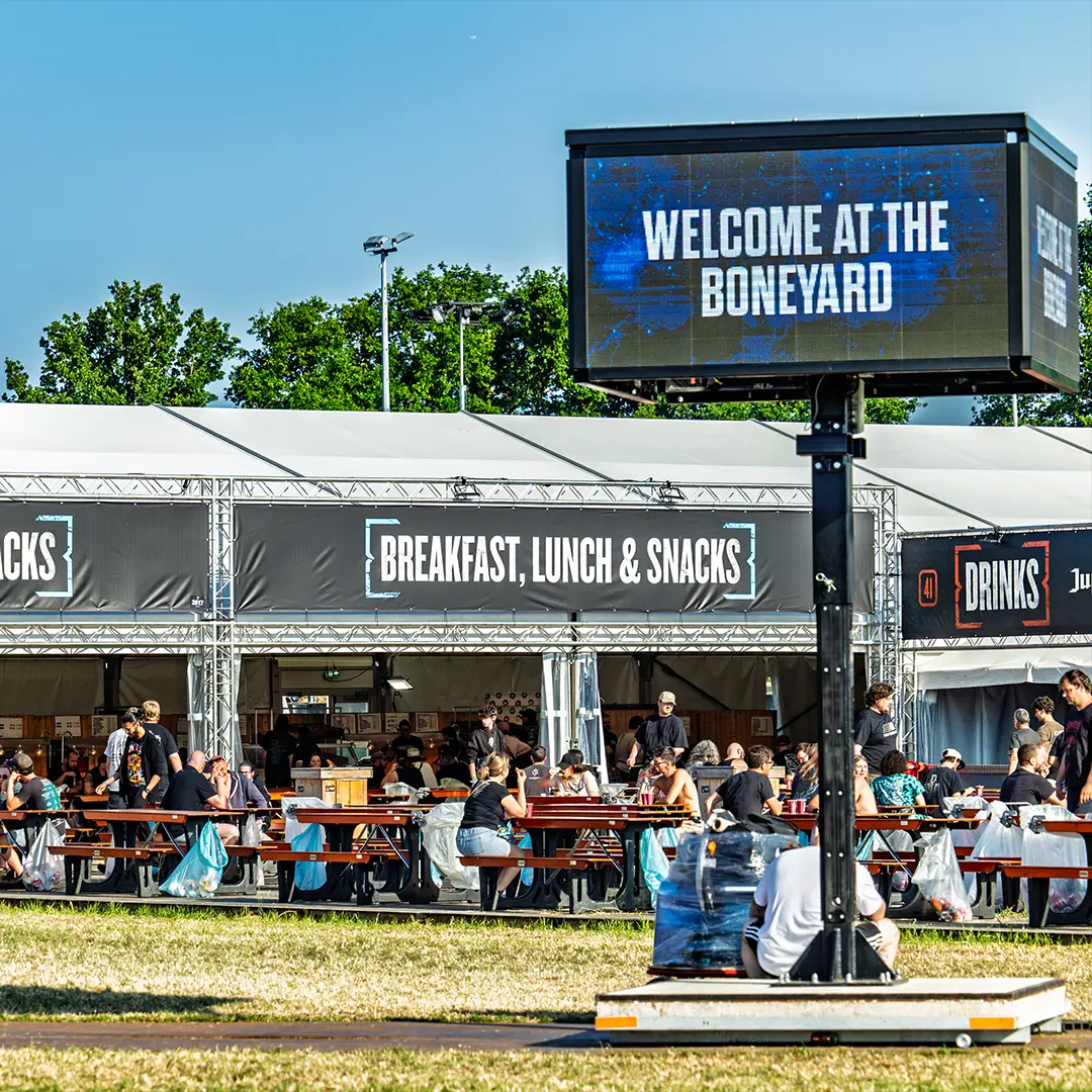 + 7000m² de sols à Graspop par GBS Tenten